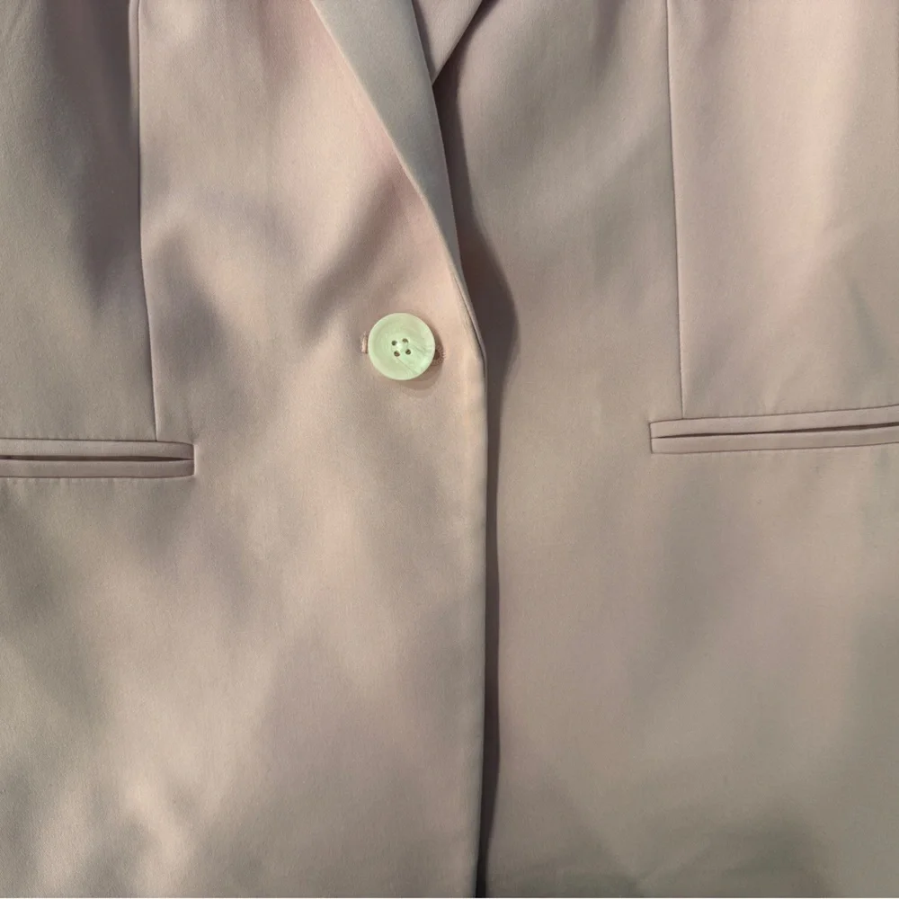 Express Women's Blush Pink Blazer - Picture 5 of 12